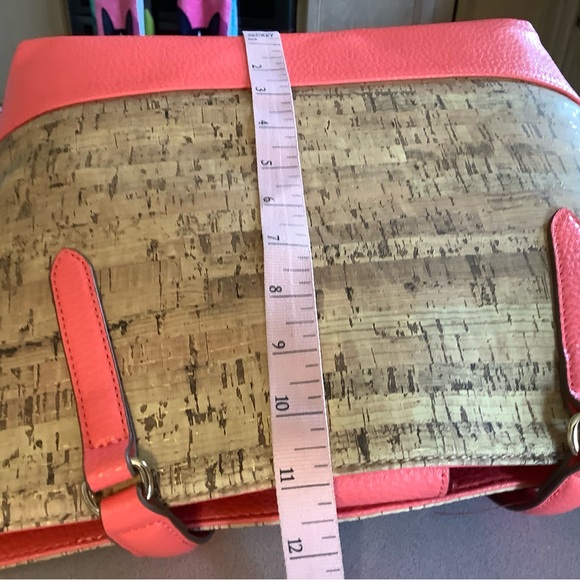 NEW!  Anne Klein, Hot Coral & Cork, Ladies Hand Bag - Picture 4 of 16